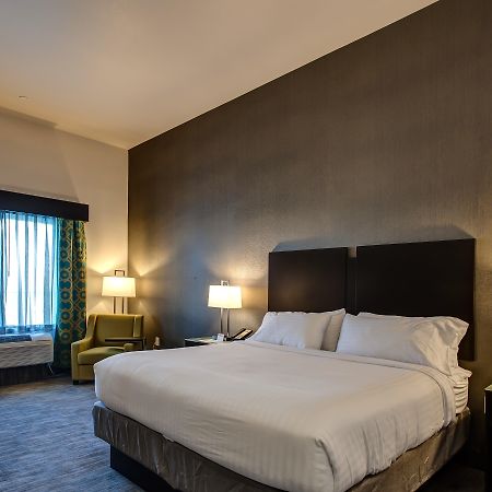 Holiday Inn Express & Suites Gatesville - N. Ft Hood By Ihg Exterior photo
