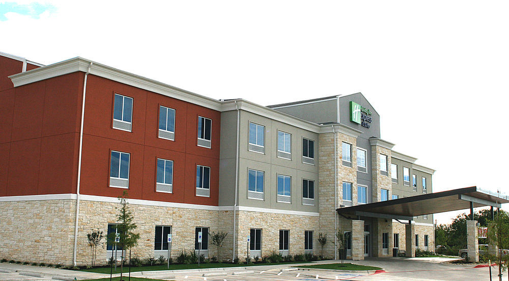 Holiday Inn Express & Suites Gatesville - N. Ft Hood By Ihg Exterior photo